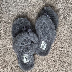 UGG Charcoal Gray Plush Flip Flop Slippers